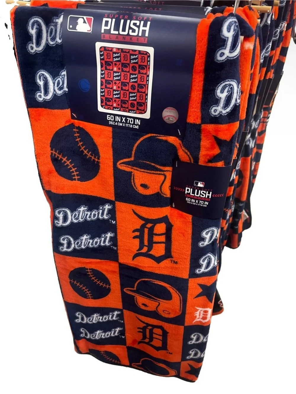 Detroit Tigers Plush Throw Blanket - Orange & Navy